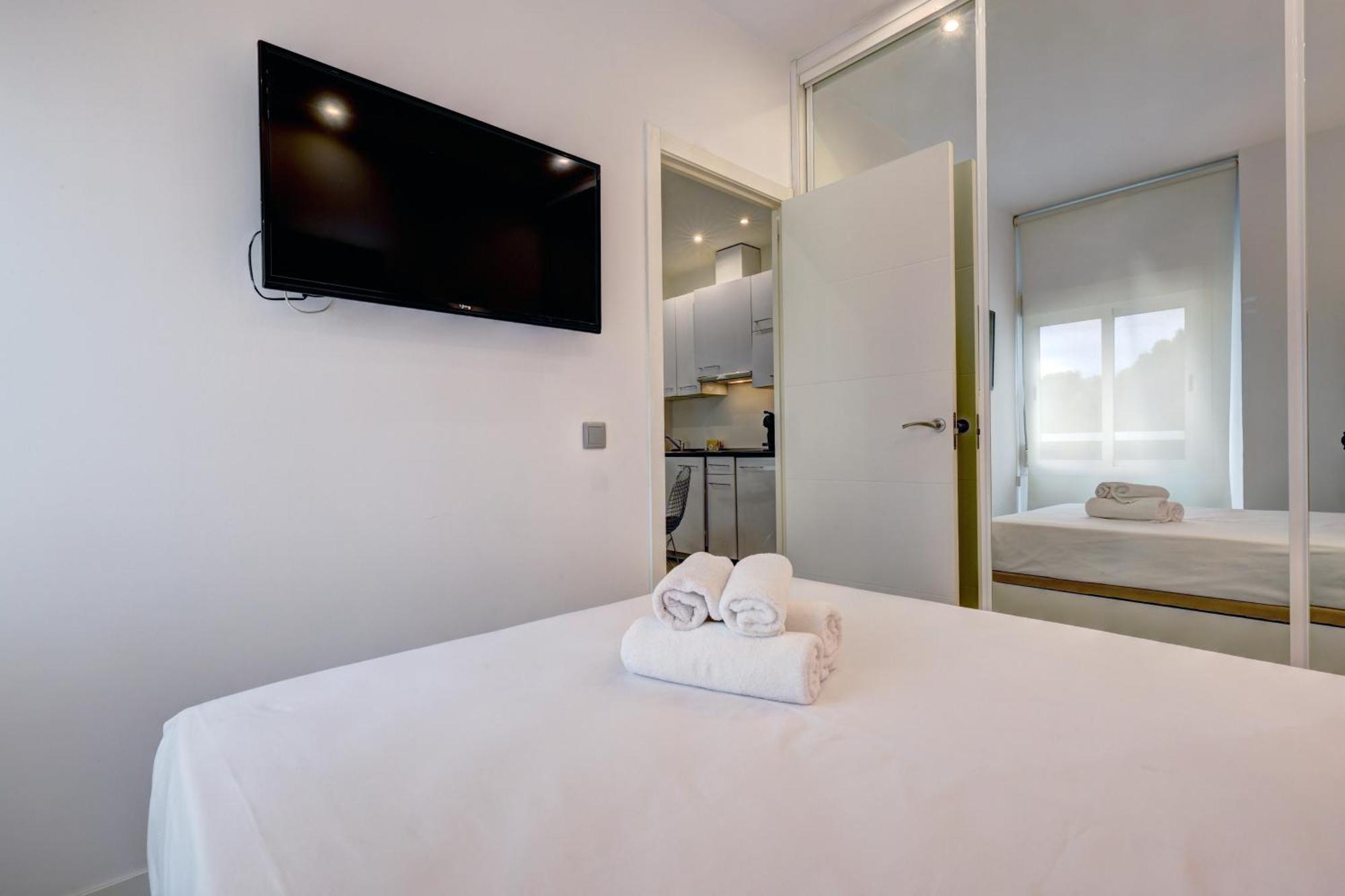 Apartamentos Con Vistas Y Terraza En มาร์เบยา ภายนอก รูปภาพ