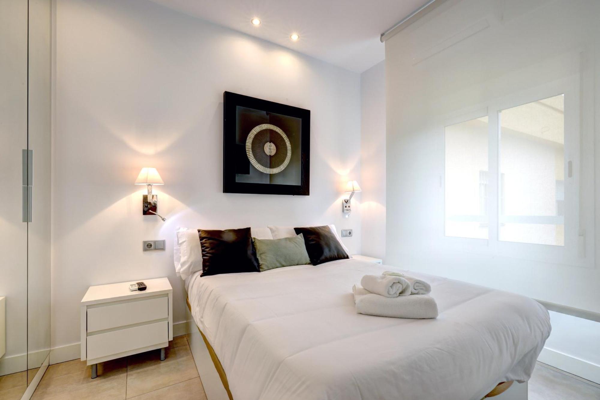Apartamentos Con Vistas Y Terraza En มาร์เบยา ภายนอก รูปภาพ