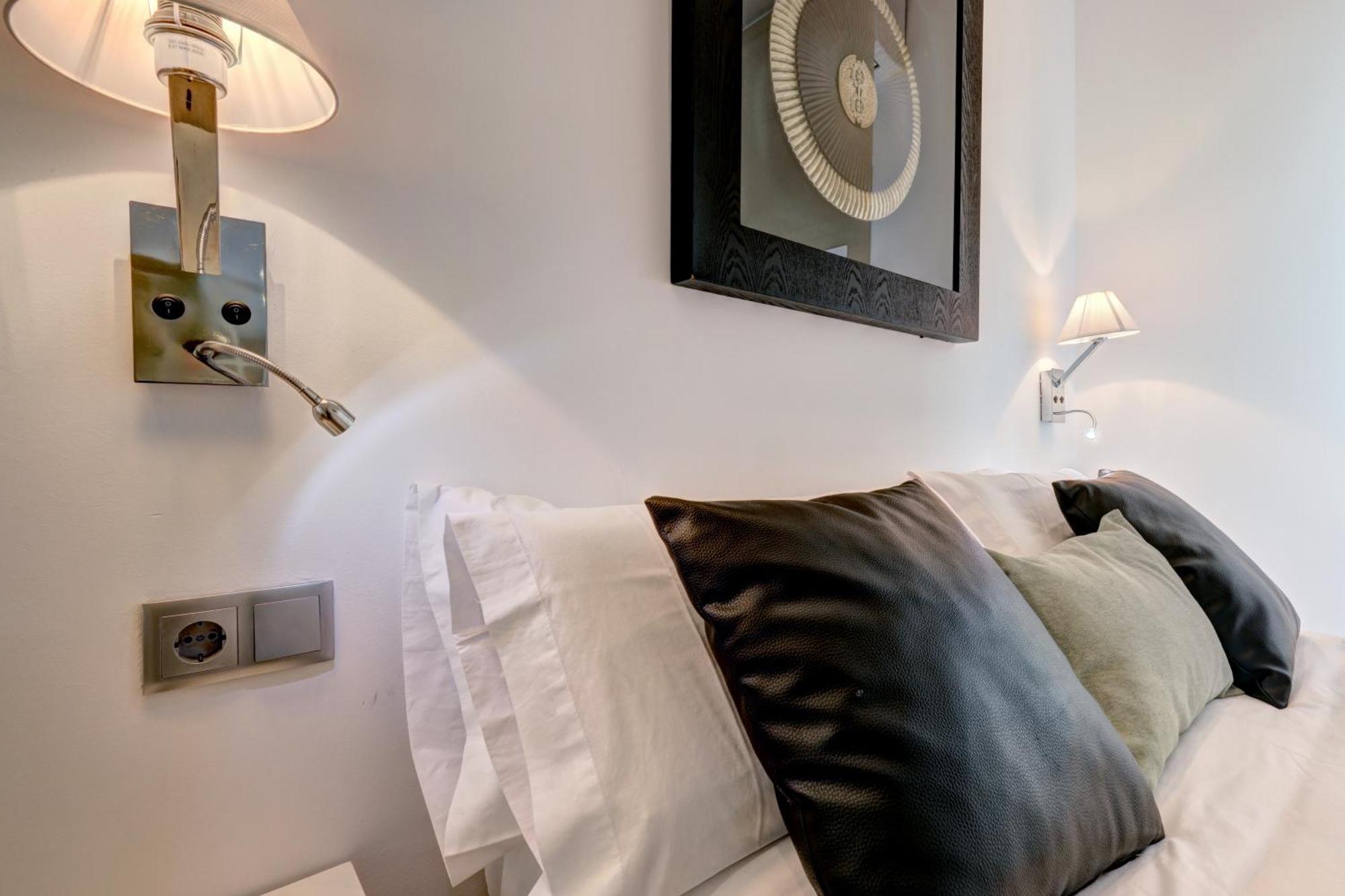 Apartamentos Con Vistas Y Terraza En มาร์เบยา ภายนอก รูปภาพ