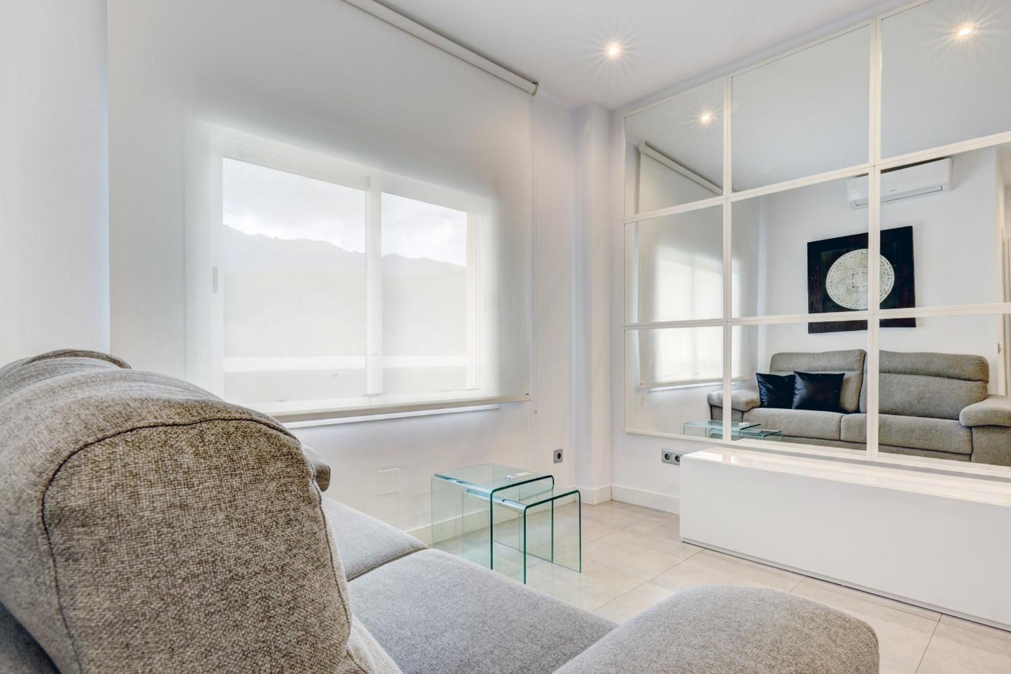 Apartamentos Con Vistas Y Terraza En มาร์เบยา ภายนอก รูปภาพ