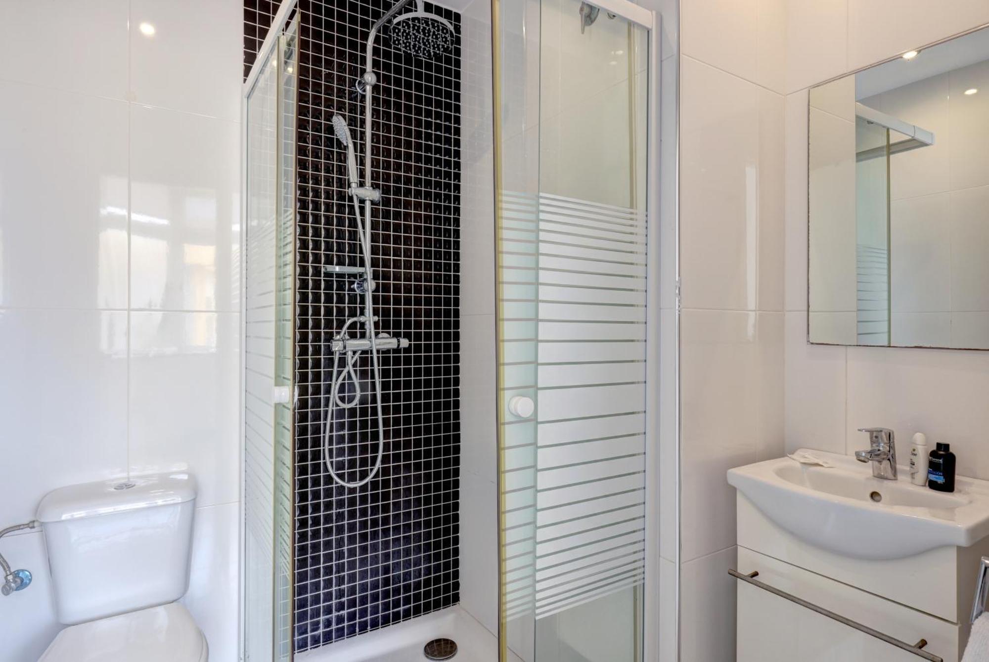 Apartamentos Con Vistas Y Terraza En มาร์เบยา ภายนอก รูปภาพ