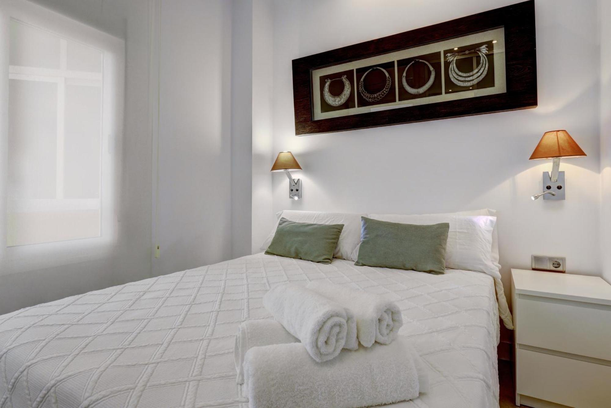 Apartamentos Con Vistas Y Terraza En มาร์เบยา ภายนอก รูปภาพ