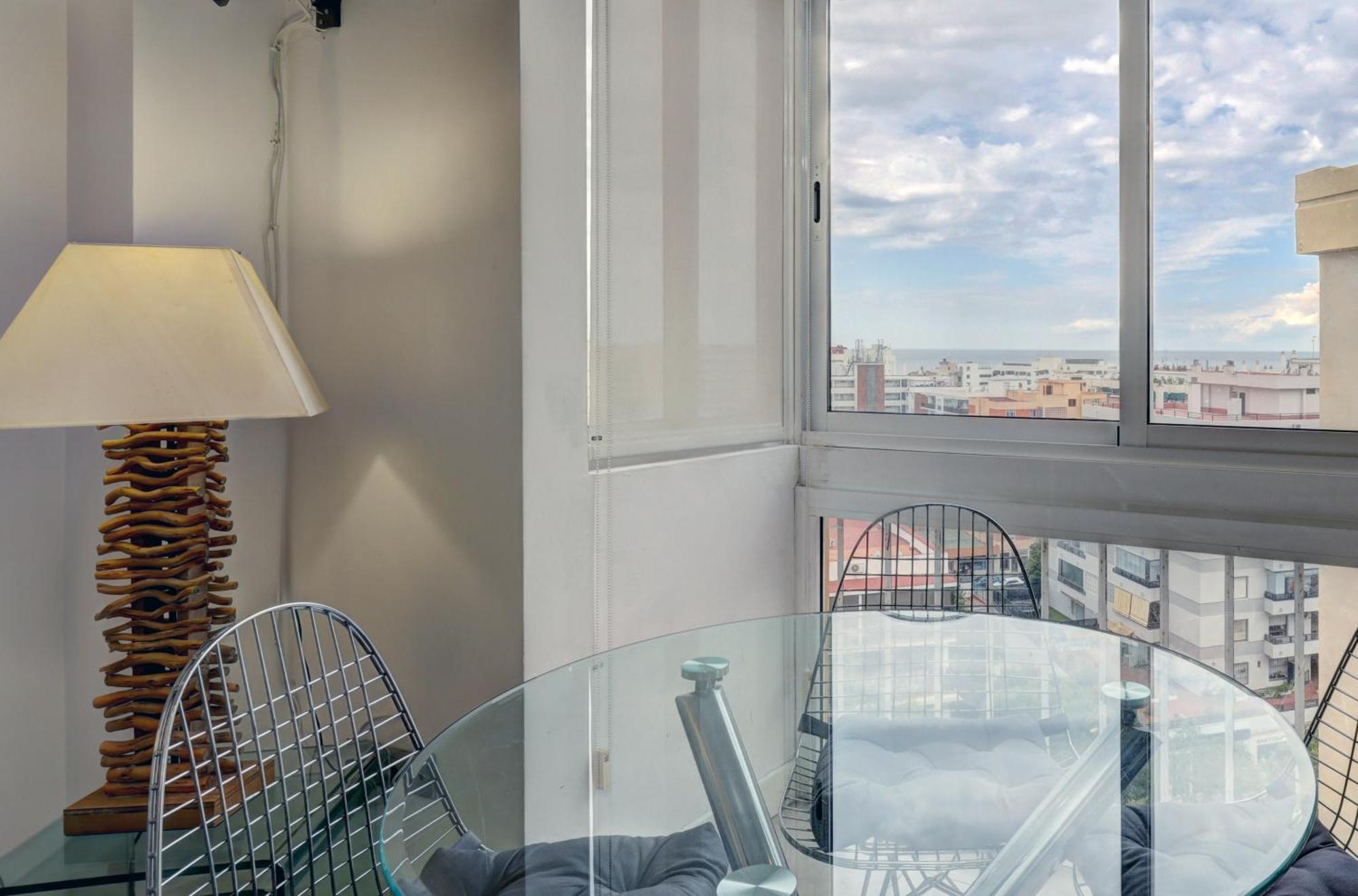 Apartamentos Con Vistas Y Terraza En มาร์เบยา ภายนอก รูปภาพ